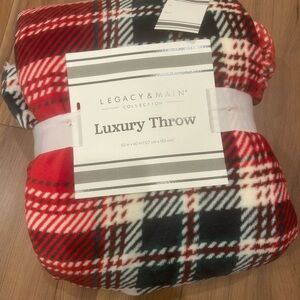 Legacy & Main Red and Green Plaid Luxury Throw
